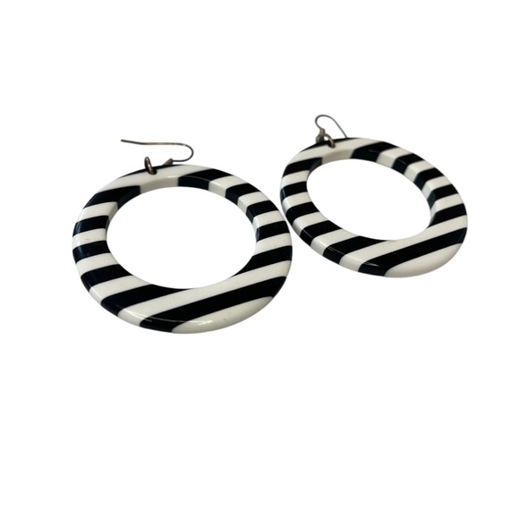 Vintage art deco hollow circle dangle earrings black and white striped 3" drop - Picture 4 of 4